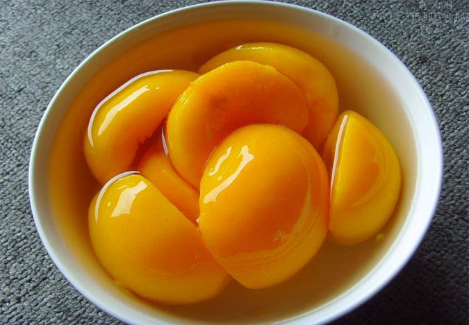 canned peach halves